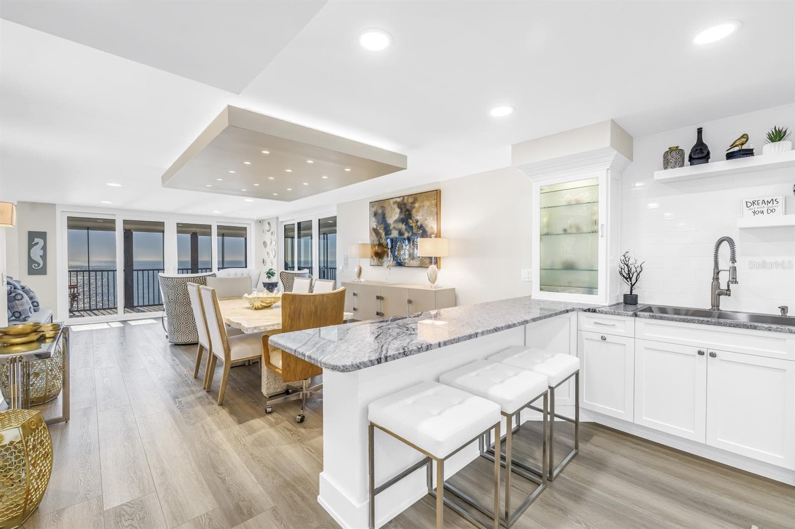 Kitchen Overlooking the Dining and Living Areas - 15462 GULF BLVD #1006, MADEIRA BEACH