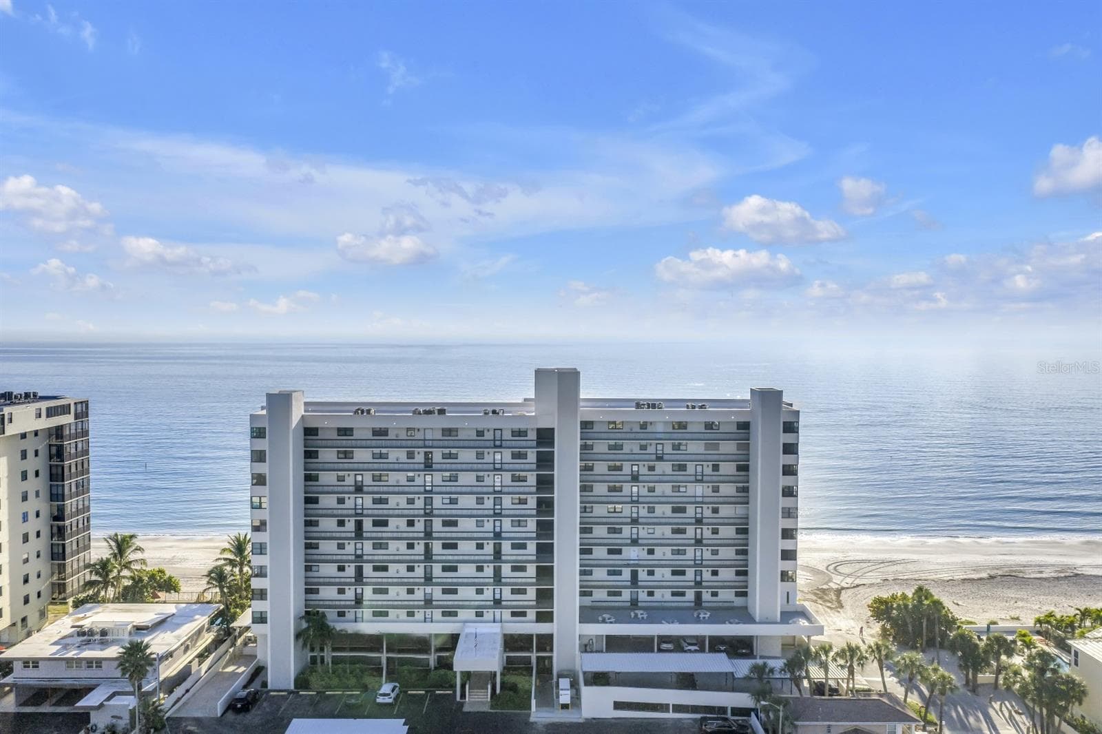 Surfside Tower - The Premier Sought After Condo Community - 15462 GULF BLVD #1006, MADEIRA BEACH