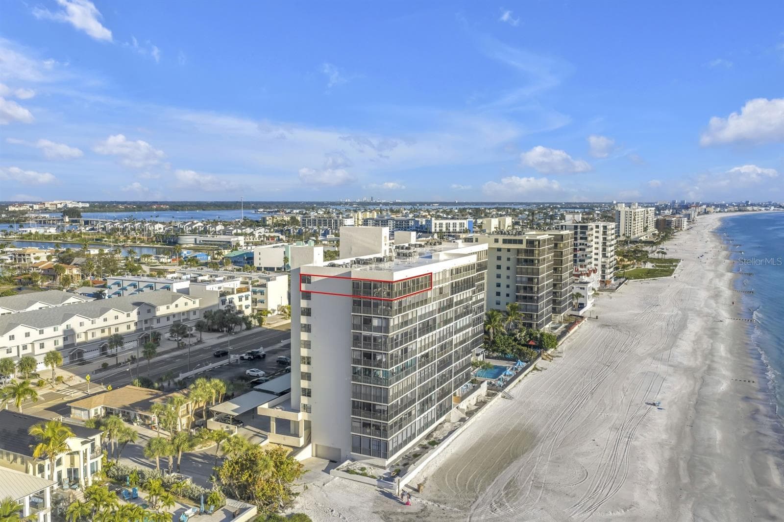 Luxury Penthouse Living Redefined - 15462 GULF BLVD #1006, MADEIRA BEACH