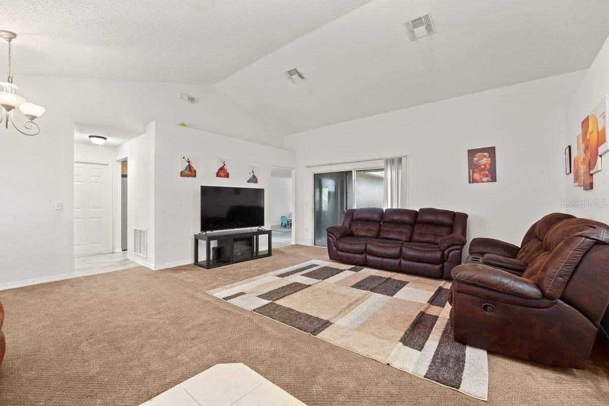 Single Family Residence at 1725 HERNANDO AVE, DELTONA, photo 5 of 31