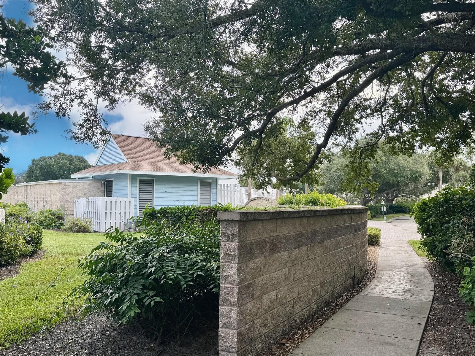 Condominium at 4621 HIDDEN VIEW PL #27, SARASOTA, photo 62 of 67