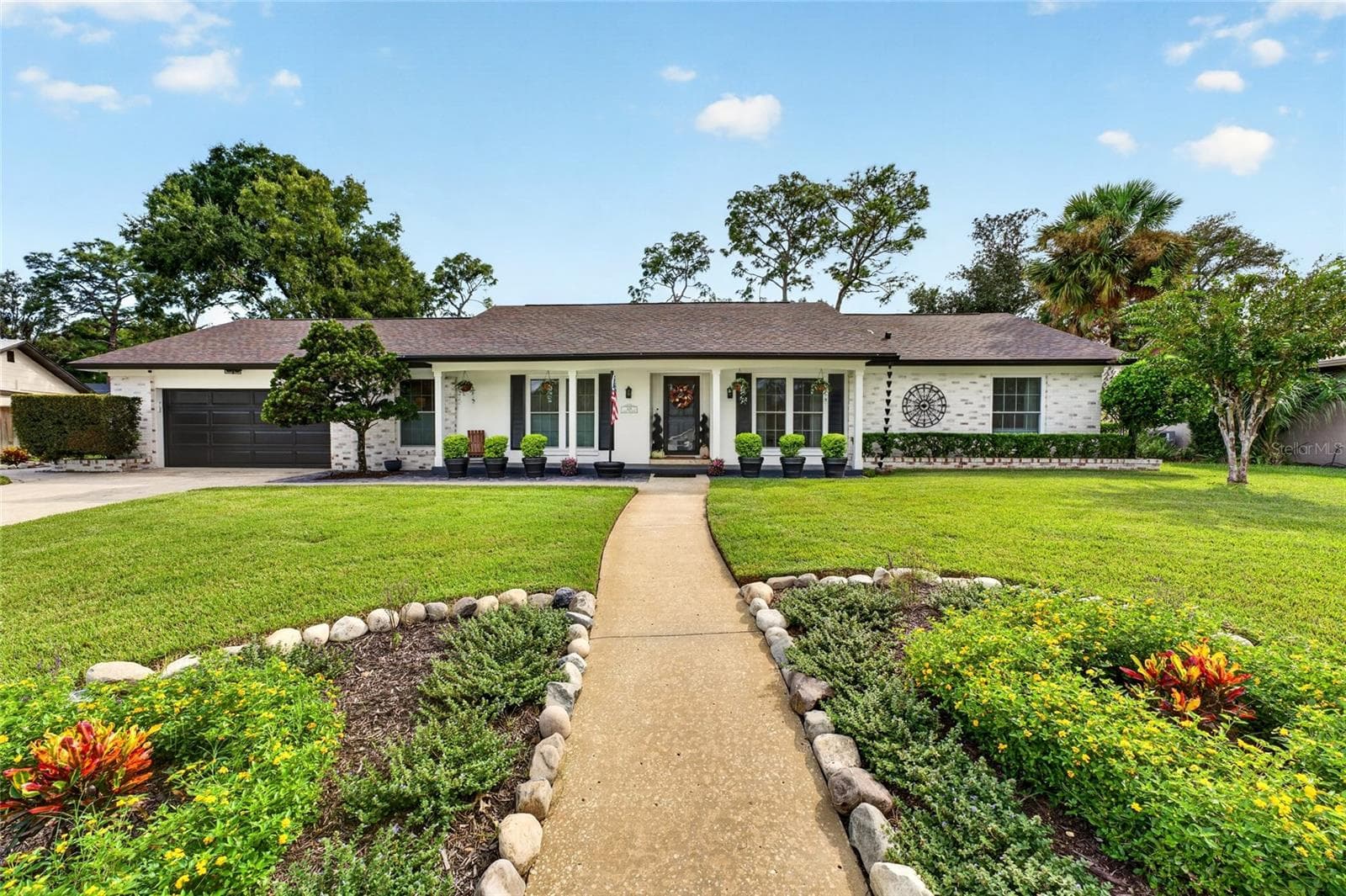 Single Family Residence at 109 LAUREL OAK DR, LONGWOOD