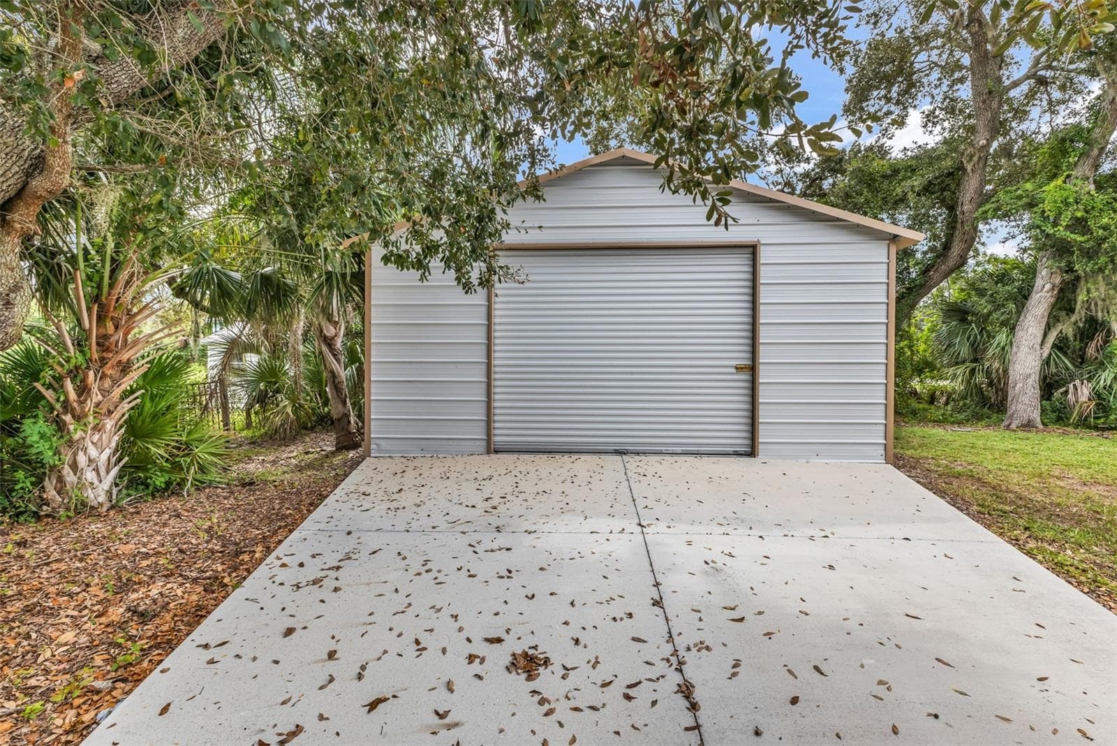Single Family Residence at 21427 MICHIGAN AVE, PORT CHARLOTTE, photo 4 of 25