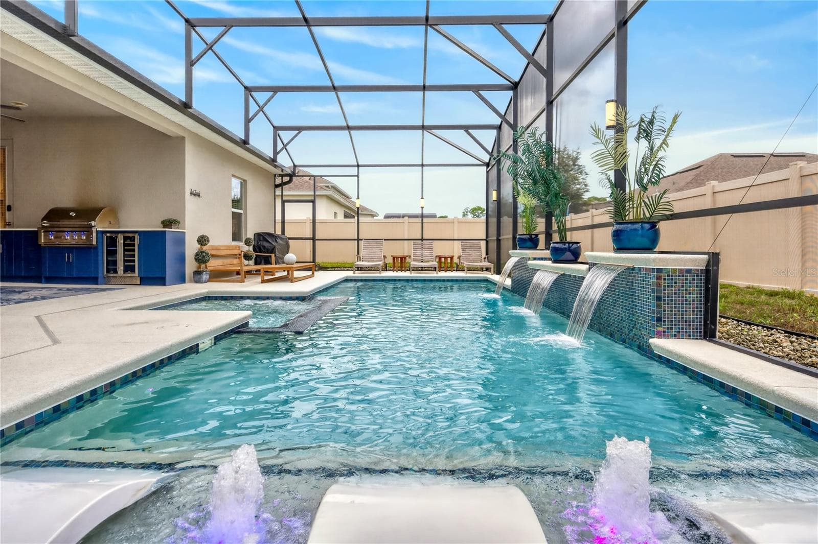 Waterfall & Bubblers - 489 AVILA PL, HOWEY IN THE HILLS
