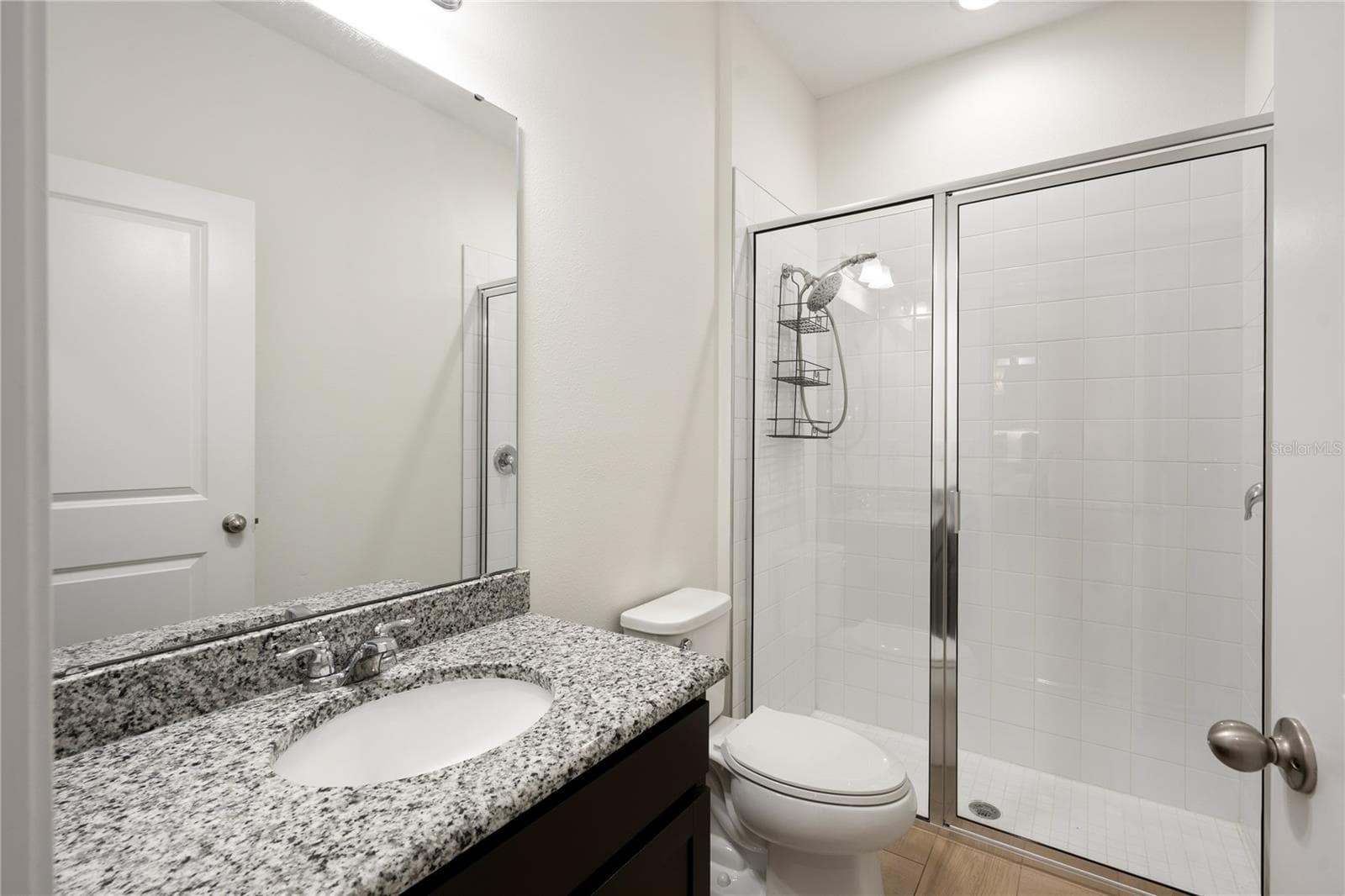 Bathroom 2 - 489 AVILA PL, HOWEY IN THE HILLS