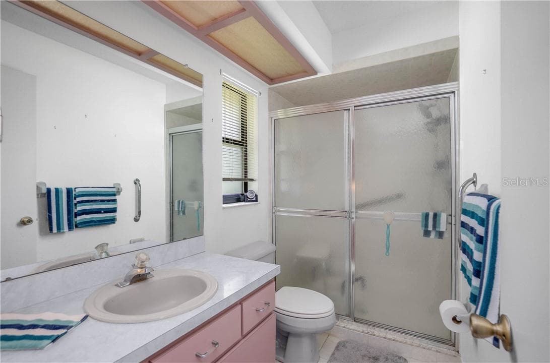Single Family Residence at 7112 N Croton PT, HERNANDO FL 34442, photo 12 of 32
