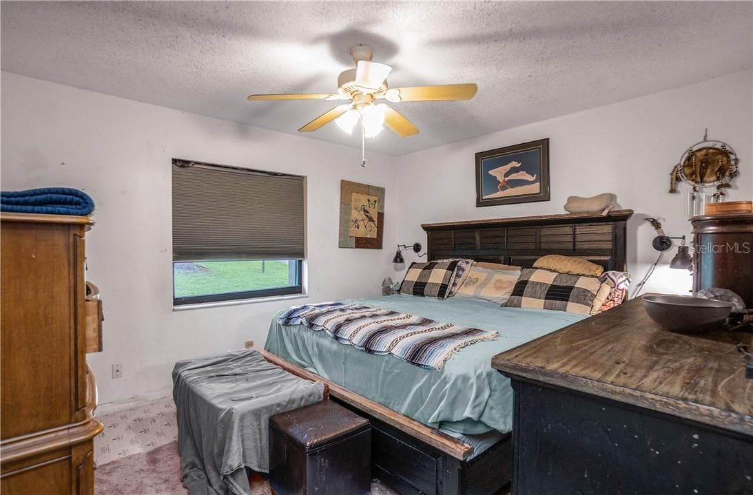 Single Family Residence at 7112 N Croton PT, HERNANDO FL 34442, photo 13 of 32