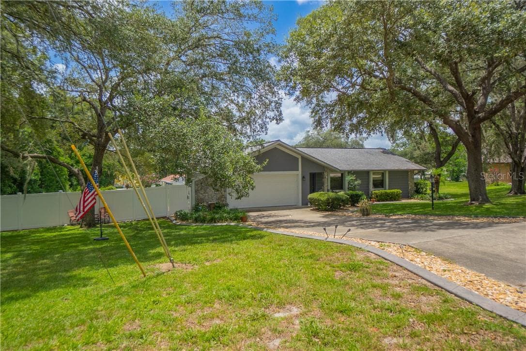 Single Family Residence at 7112 N Croton PT, HERNANDO FL 34442, photo 31 of 32