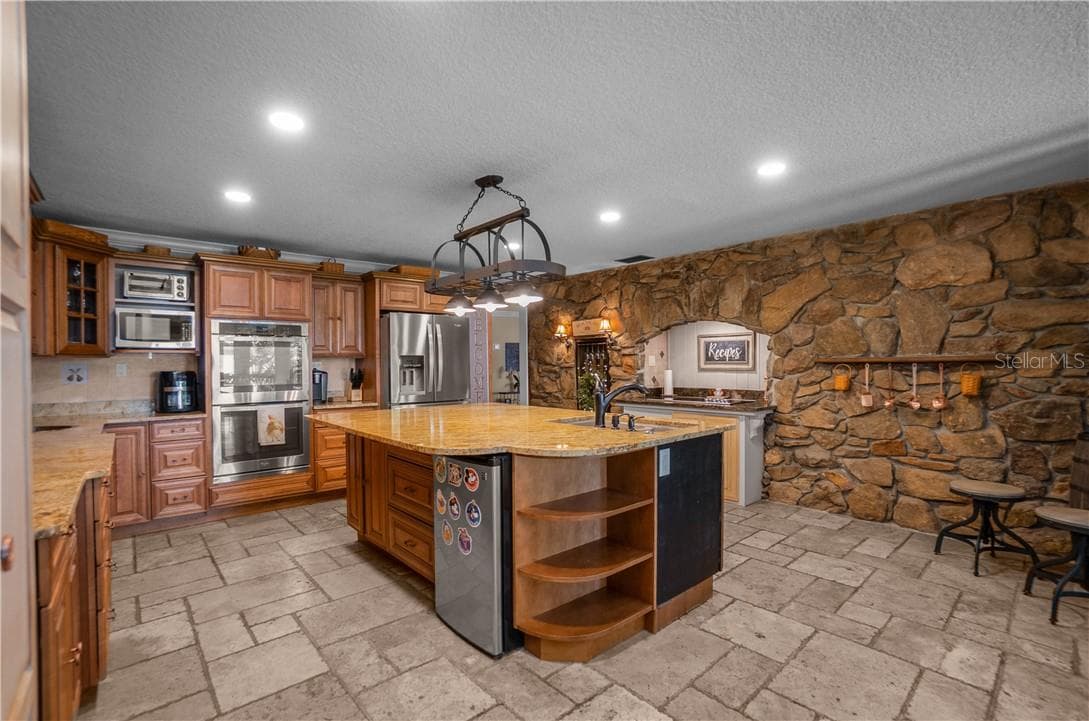 Single Family Residence at 85 S Hunting Lodge DR, INVERNESS FL 34453, photo 20 of 86
