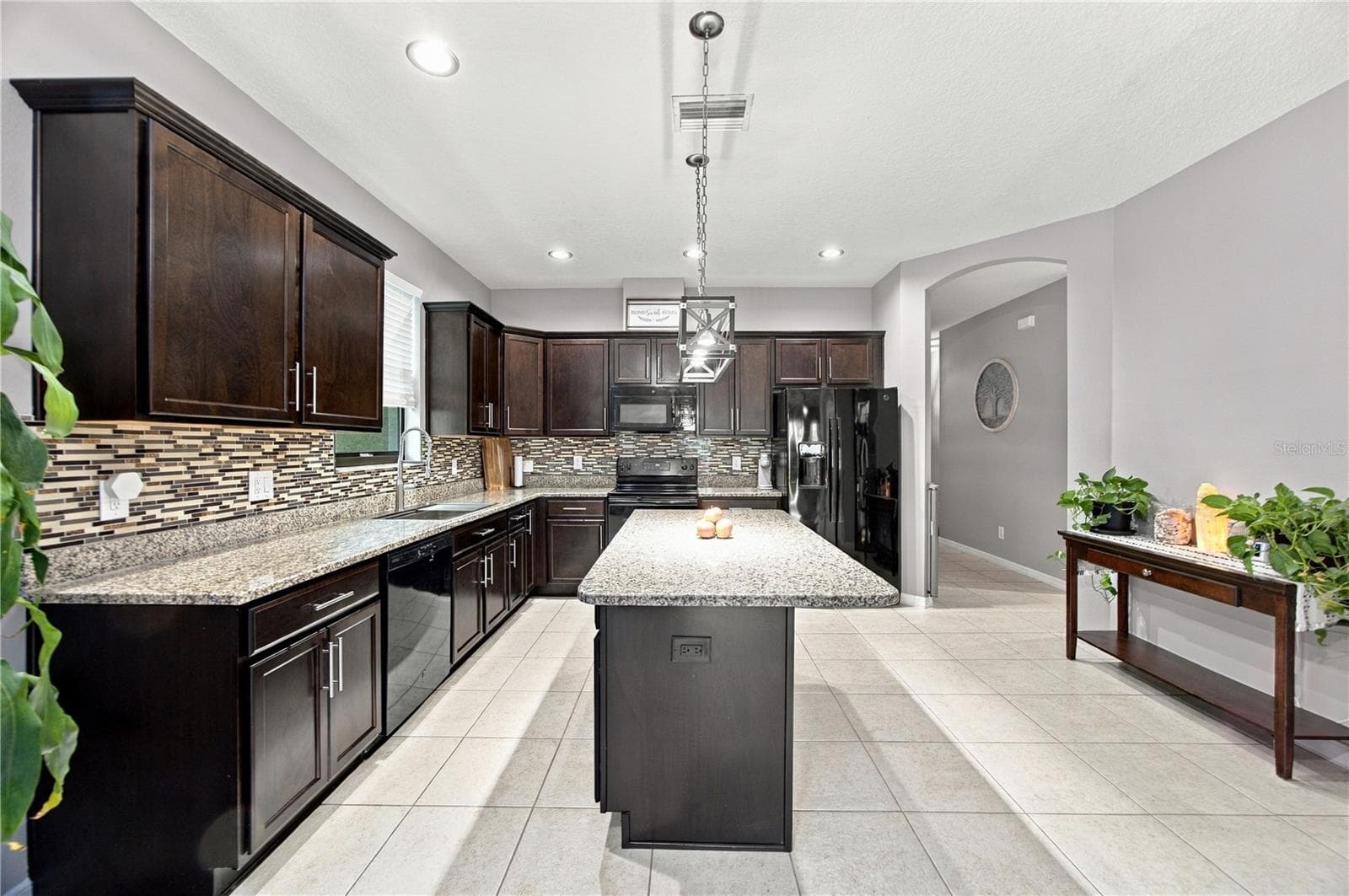 Single Family Residence at 837 OLD WINDSOR WAY, SPRING HILL, photo 6 of 43