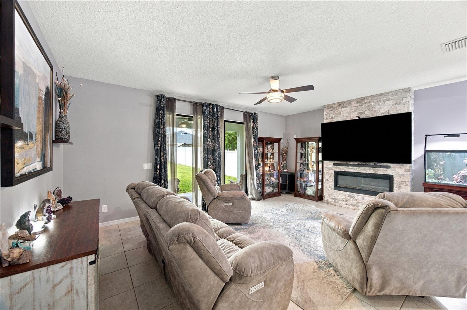 Single Family Residence at 837 OLD WINDSOR WAY, SPRING HILL, photo 15 of 43