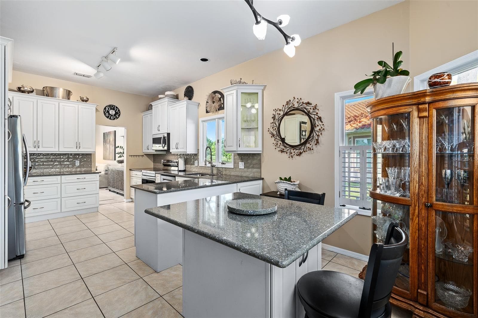 Kitchen - 410 LONG COVE CT, ORMOND BEACH