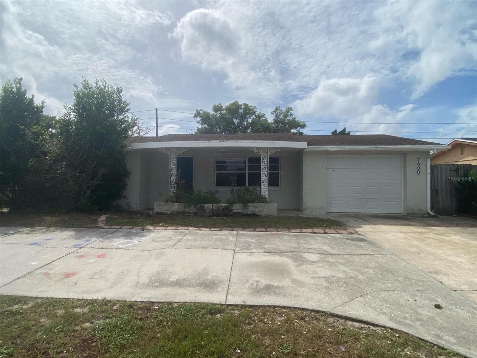 7600 TOPAY LN
