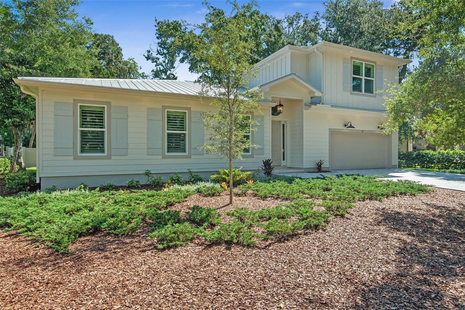 11 DAWSON DR