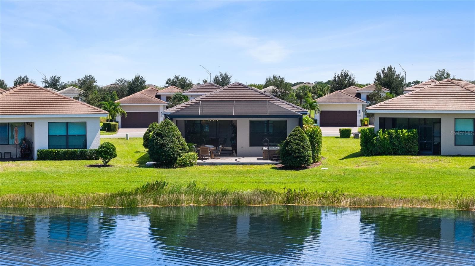 Single Family Residence at 5265 BARNETT CIR, LAKEWOOD RANCH, photo 51 of 78