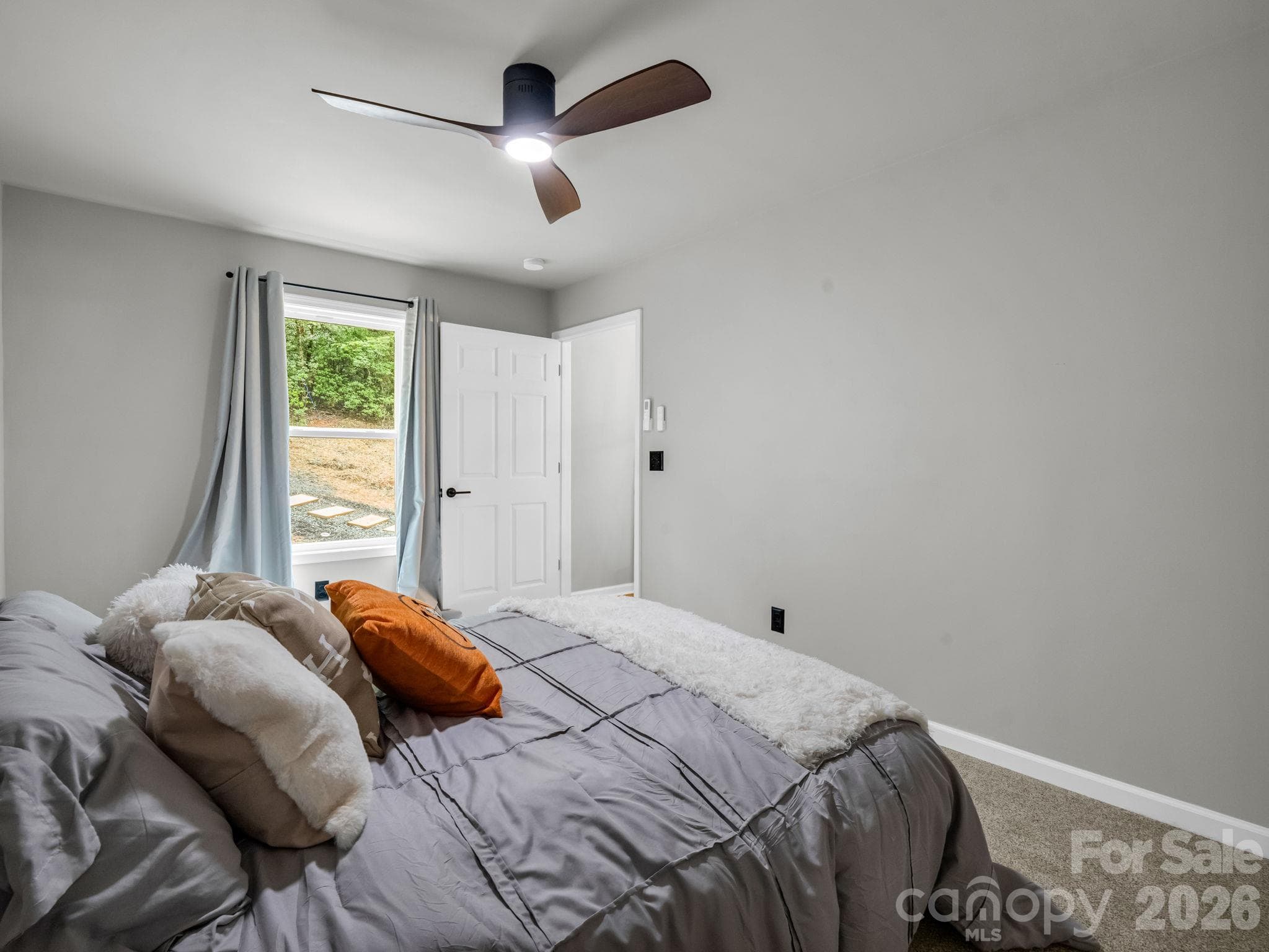 Single Family Residence at 257 Roadrunner Circle, Lake Lure, photo 13 of 29