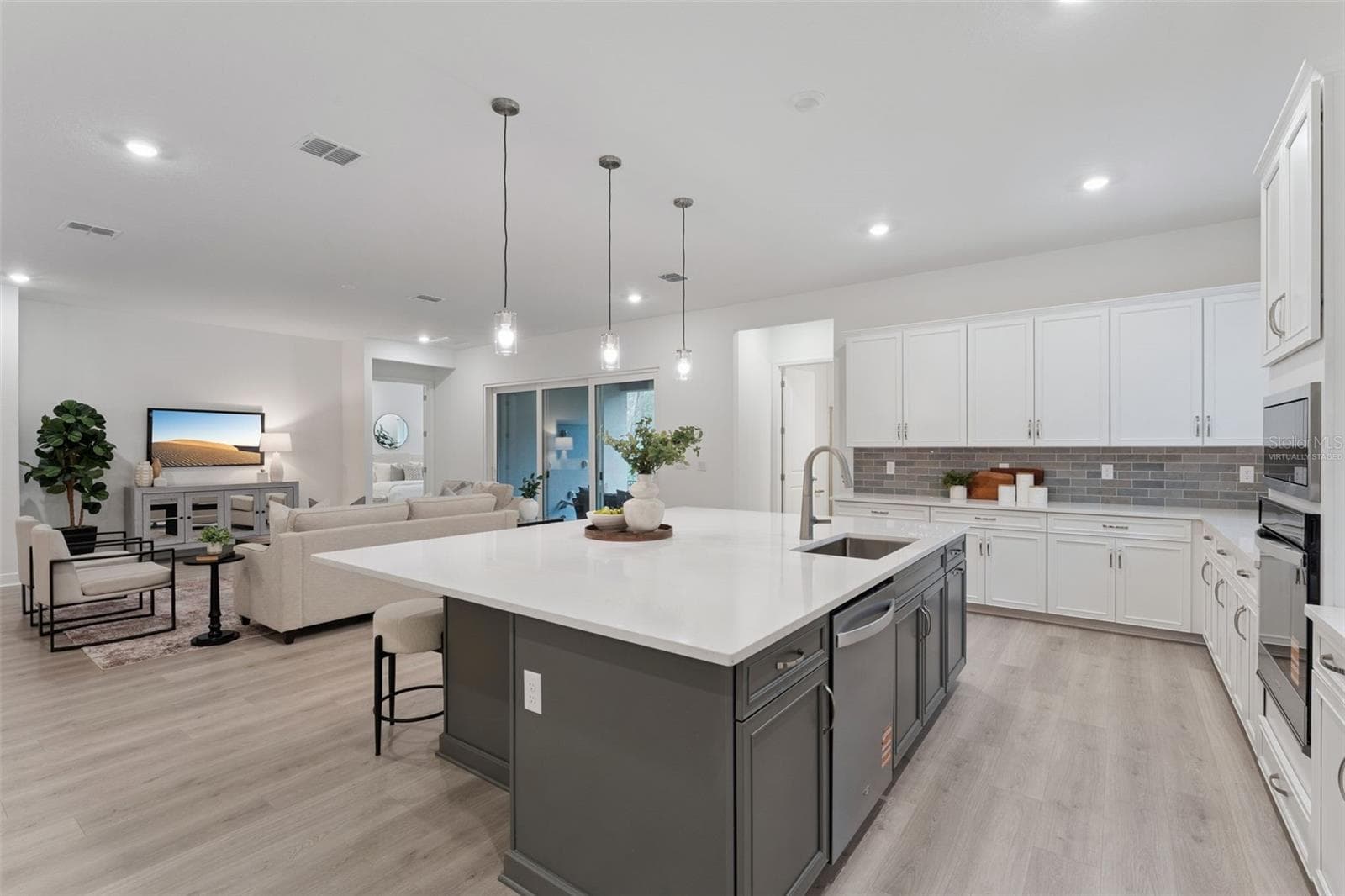 Single Family Residence at 14371 CREST PALM AVE, WINDERMERE, photo 11 of 67