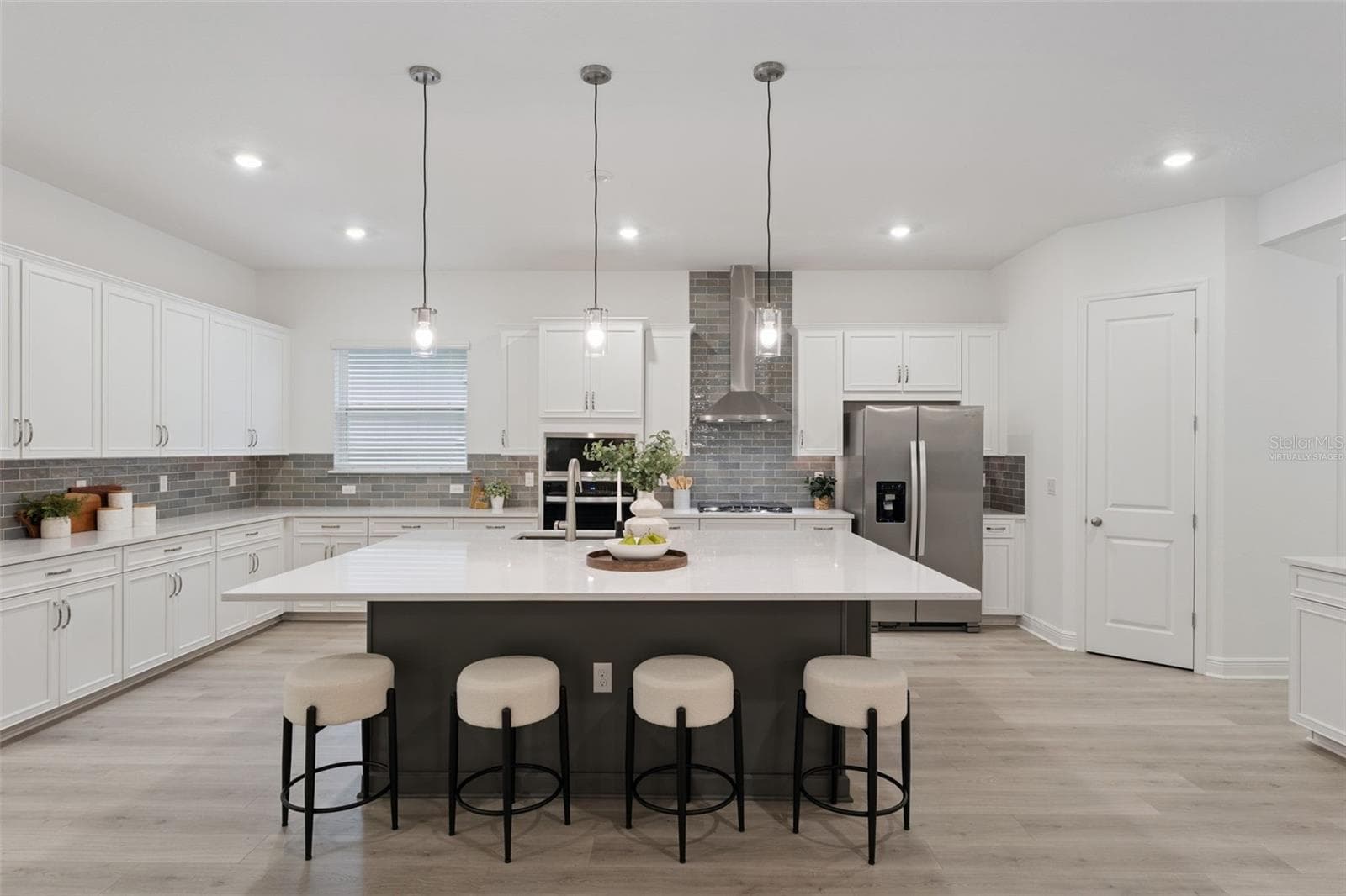 Single Family Residence at 14371 CREST PALM AVE, WINDERMERE, photo 15 of 67