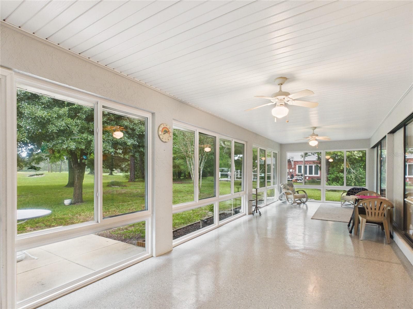 screened porch - 141 DOUGLAS ST N, HOMOSASSA