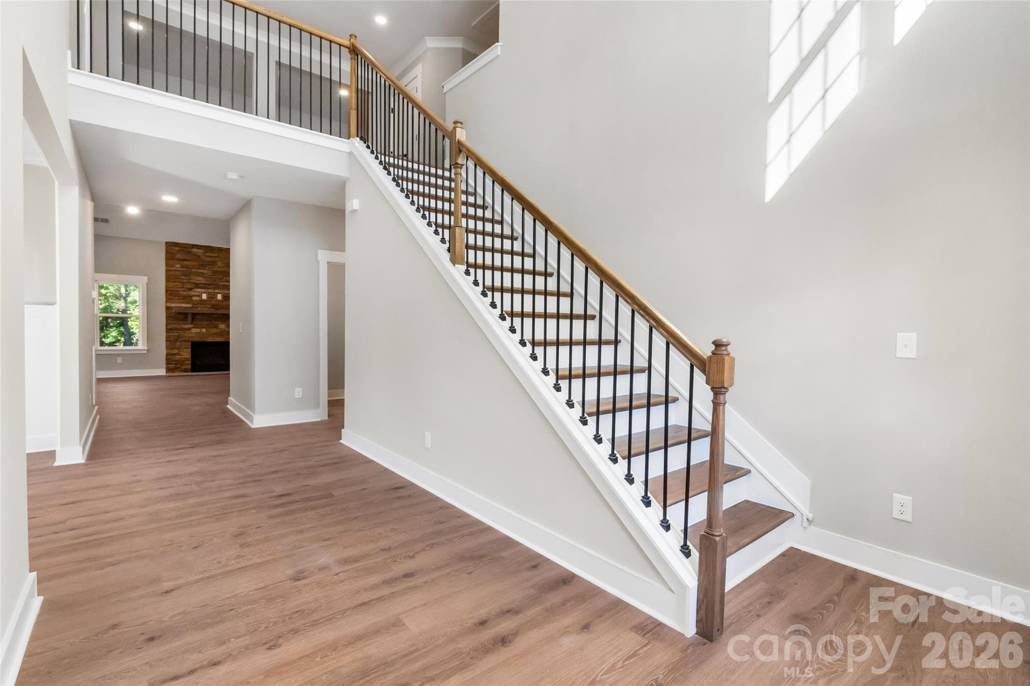 Single Family Residence at 227 Heartland Drive, Rock Hill, photo 6 of 50