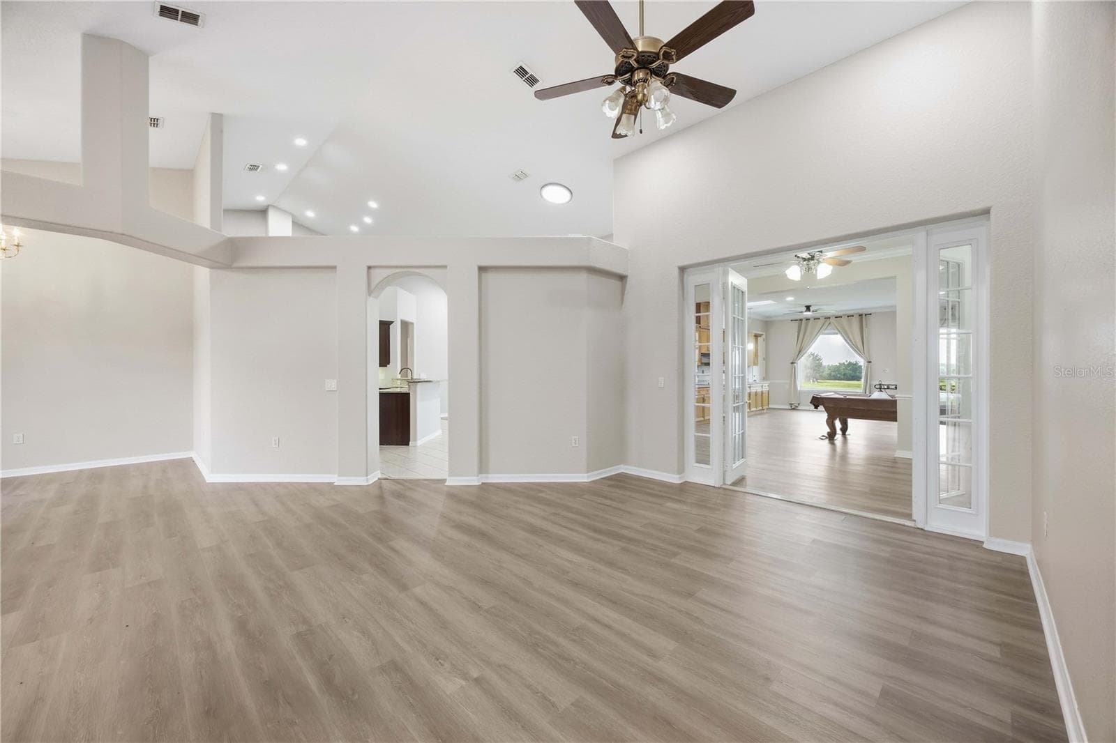 Single Family Residence at 2630 HIGH RIDGE DR, LAKELAND, photo 5 of 29