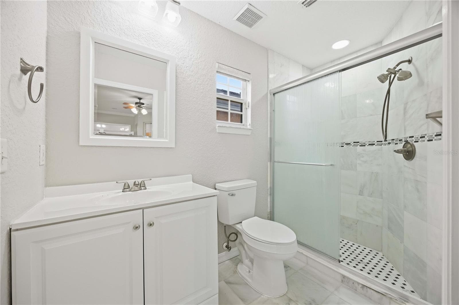Single Family Residence at 2630 HIGH RIDGE DR, LAKELAND, photo 19 of 29