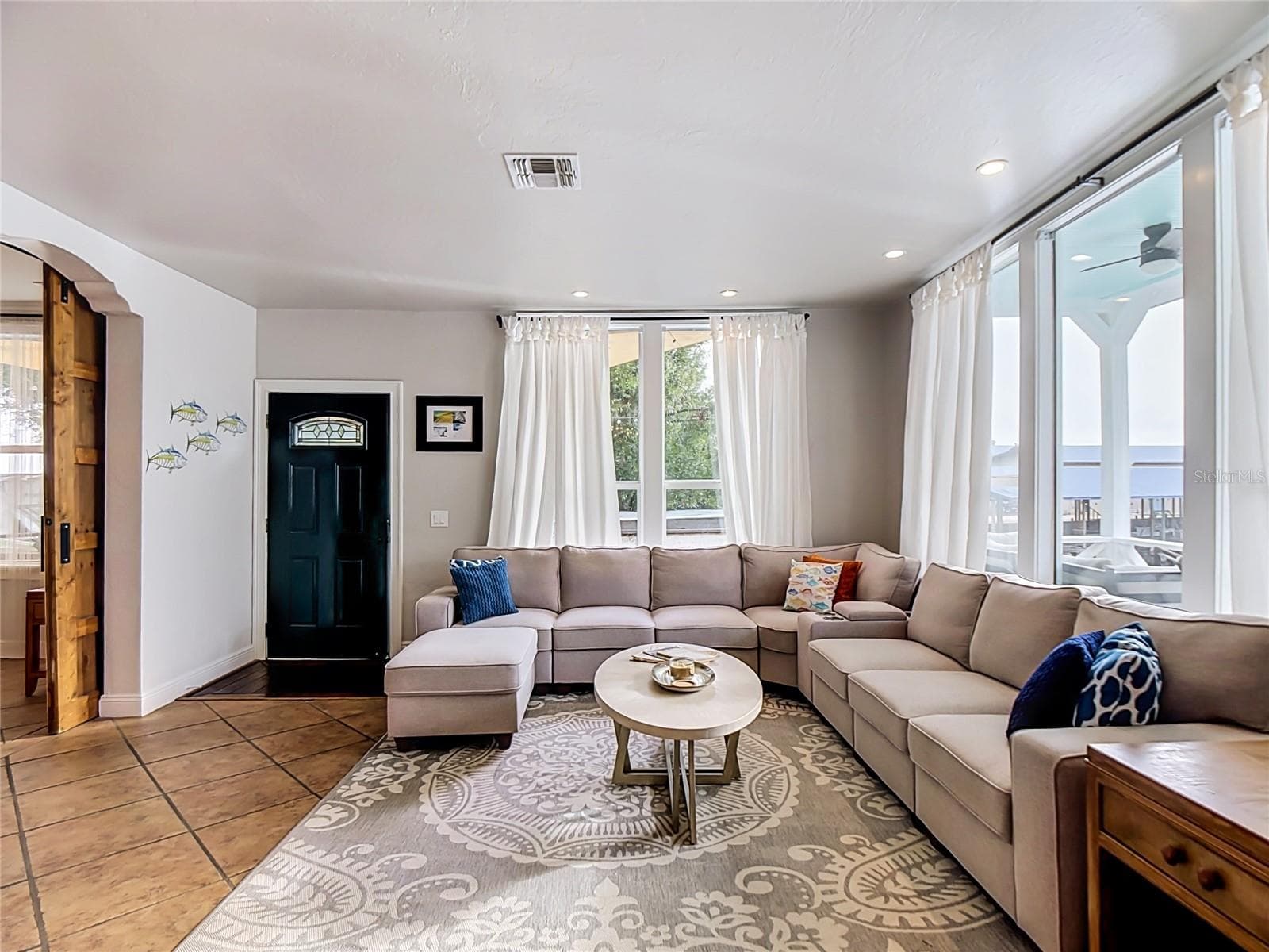 Living area - 166 CATFISH ST, HAINES CITY