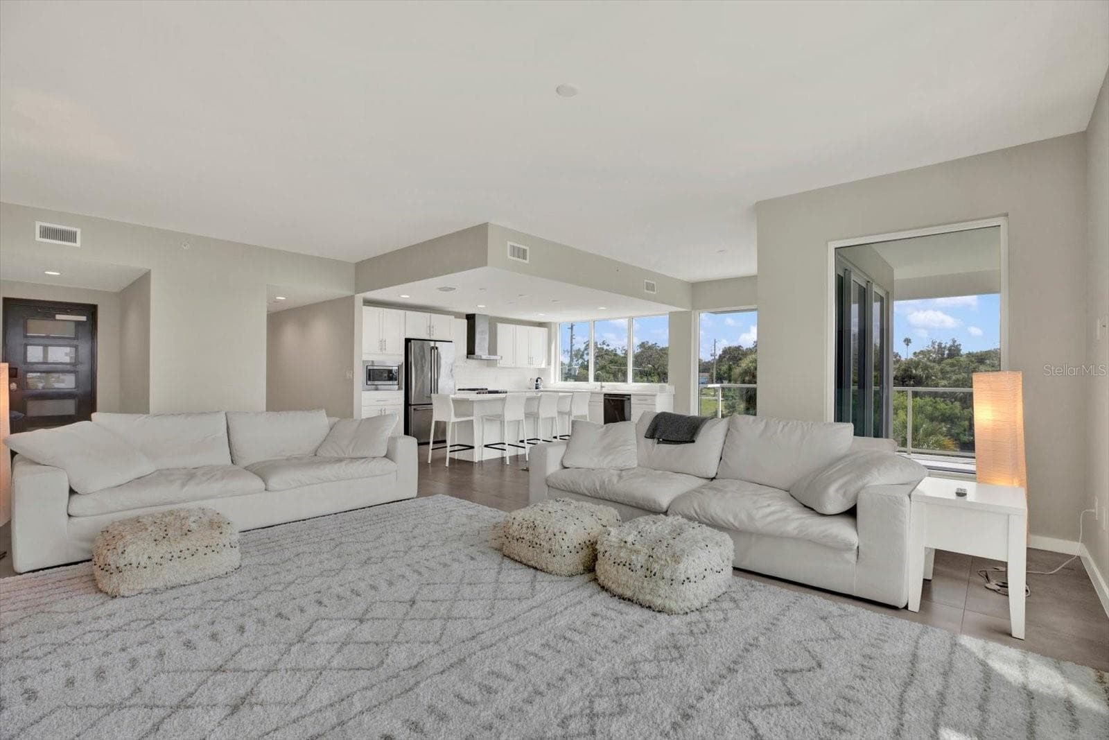 Condominium at 900 N OSCEOLA AVENUE AVE #401, CLEARWATER, photo 21 of 50