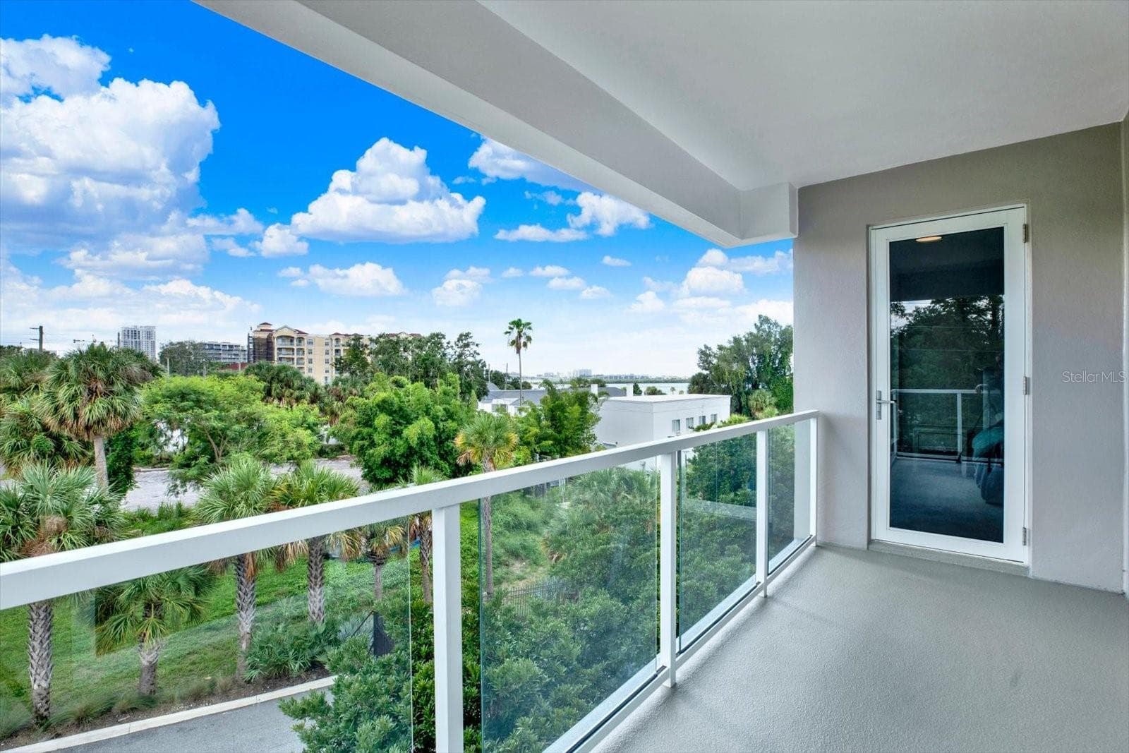 Condominium at 900 N OSCEOLA AVENUE AVE #401, CLEARWATER, photo 26 of 50