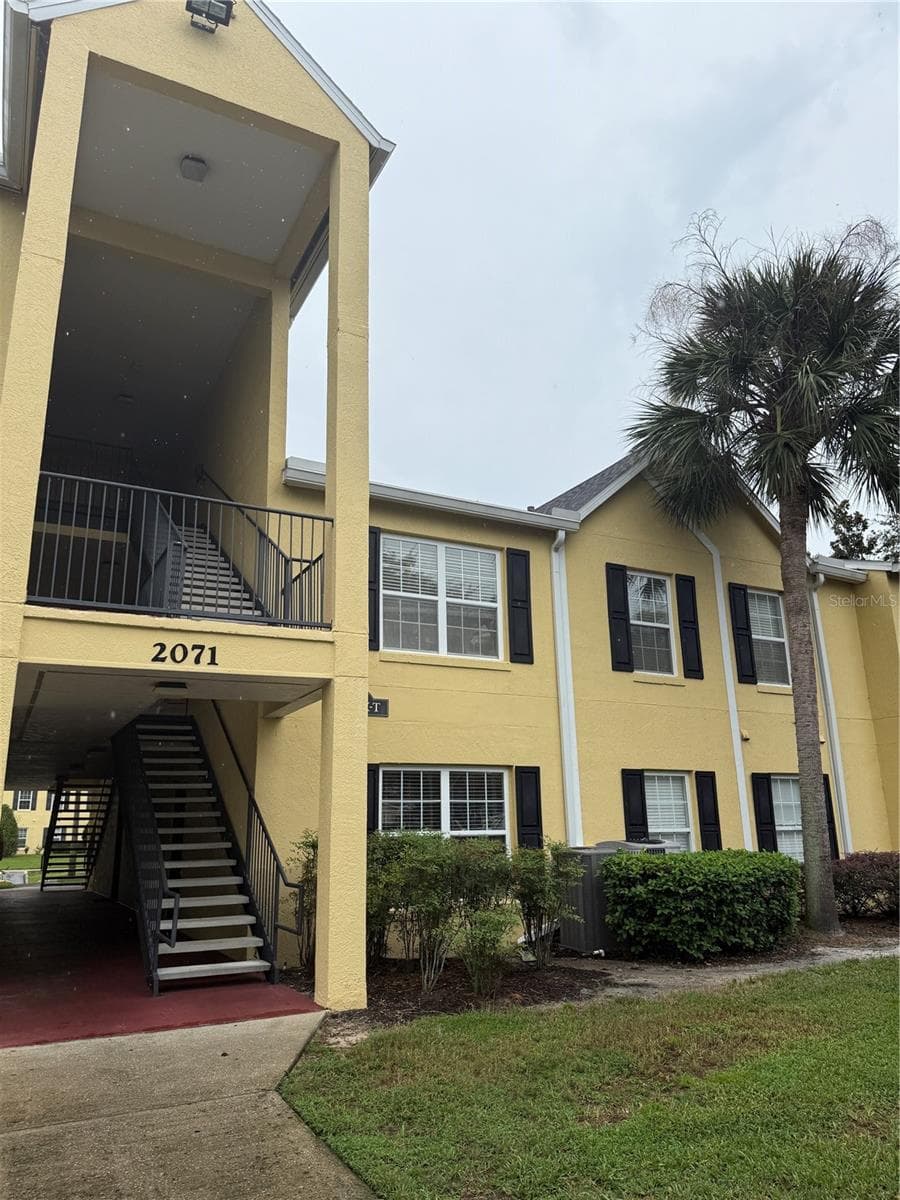 Condominium at 2071 DIXIE BELLE DR #2071M, ORLANDO