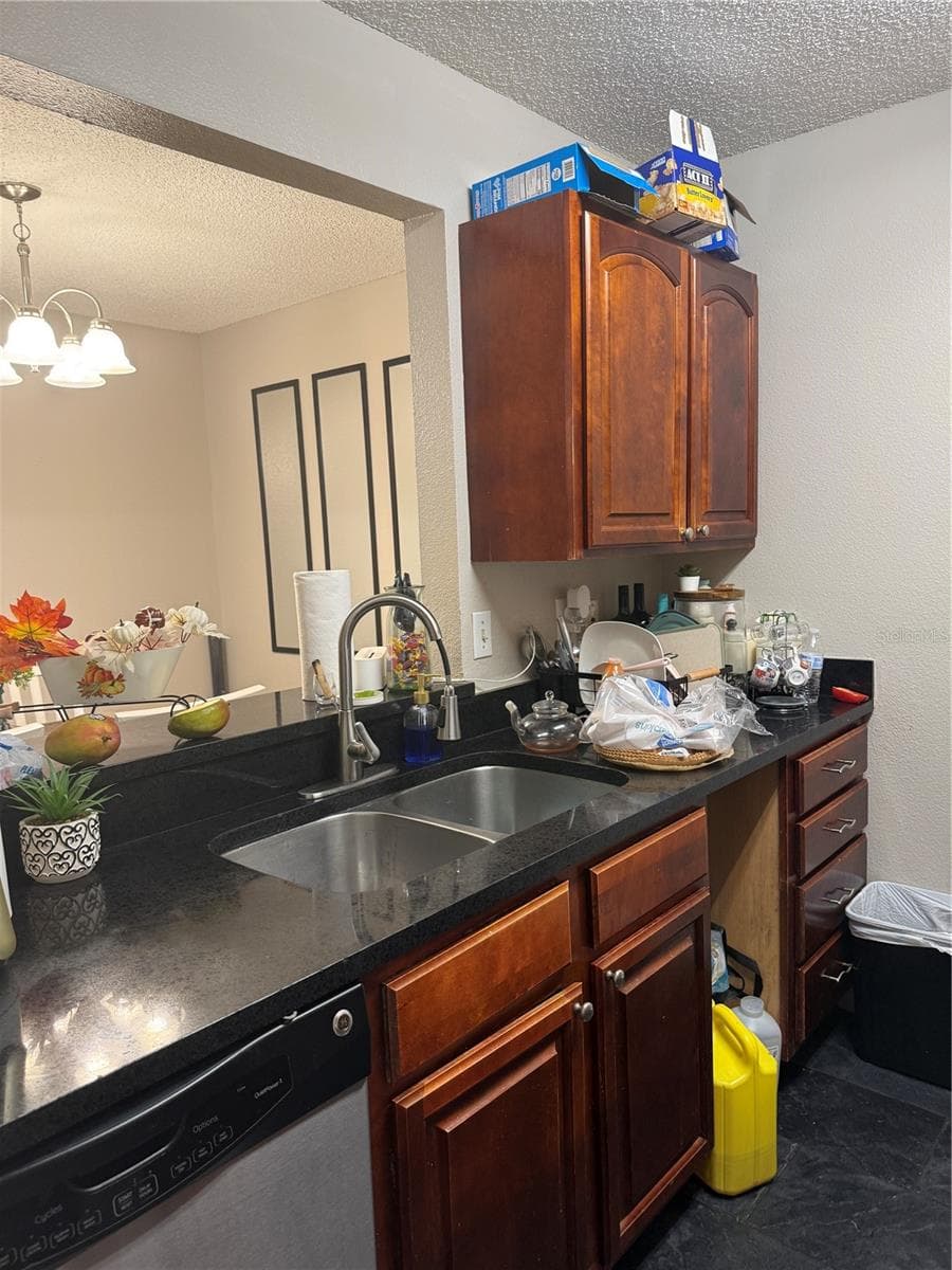 Condominium at 2071 DIXIE BELLE DR #2071M, ORLANDO, photo 10 of 13