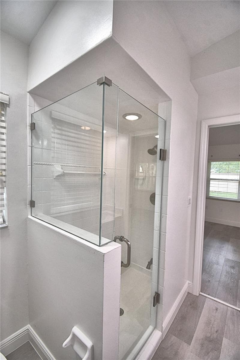 Single Family Residence at 106 HARBOR WAY, AUBURNDALE, photo 23 of 47
