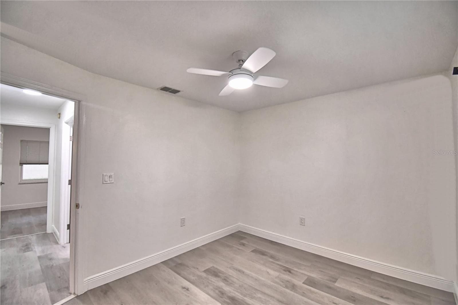 Single Family Residence at 106 HARBOR WAY, AUBURNDALE, photo 27 of 47