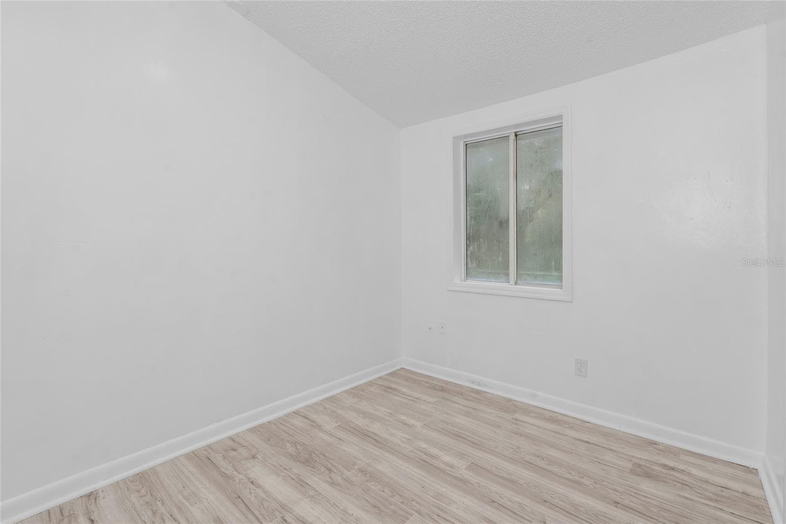 Single Family Residence at 8021 N EDISON AVE, TAMPA, photo 18 of 37