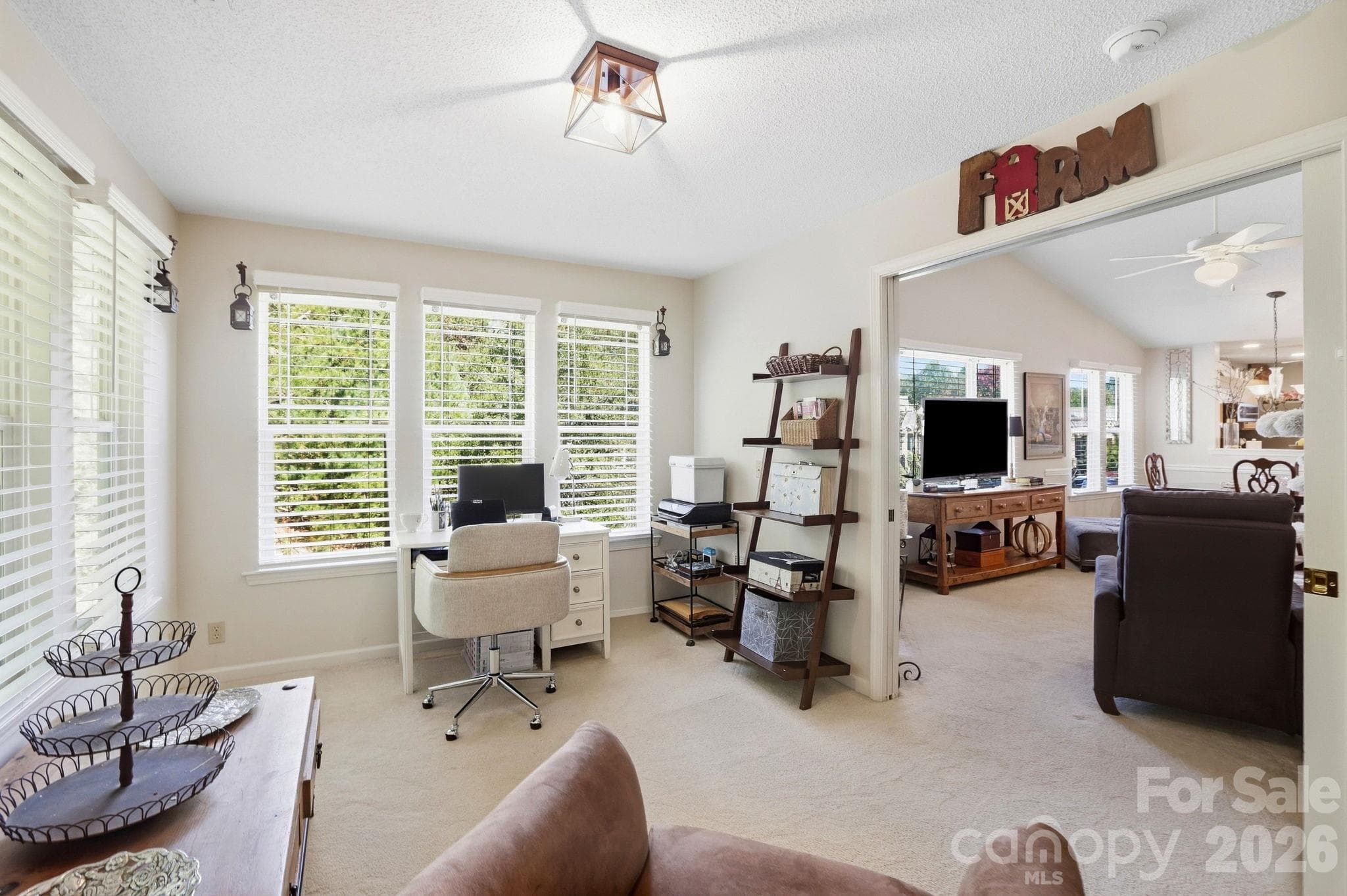 Condominium at 1406 Deermouse Way, Hendersonville, photo 18 of 33
