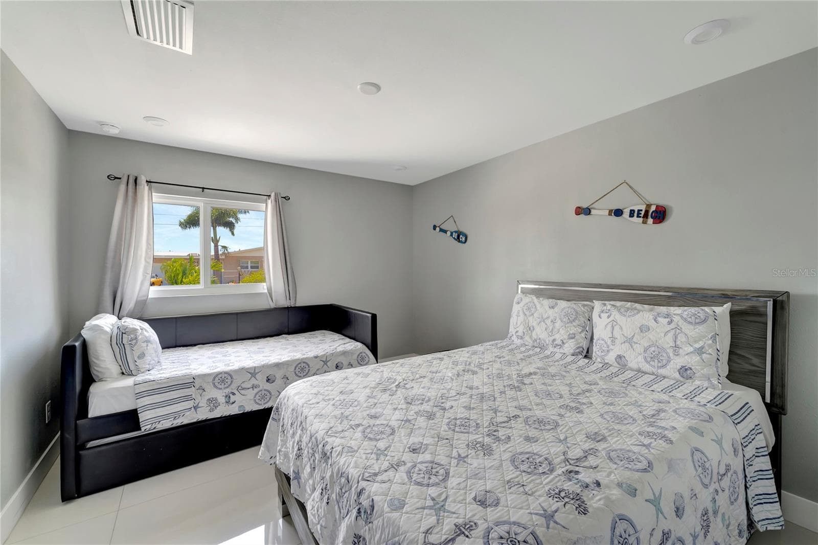 Single Family Residence at 106 LELAND ST SE, PORT CHARLOTTE, photo 18 of 35