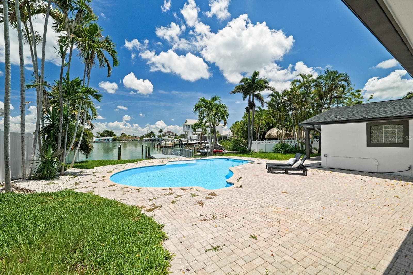 Single Family Residence at 7905 9TH AVE S, ST PETERSBURG, photo 4 of 20