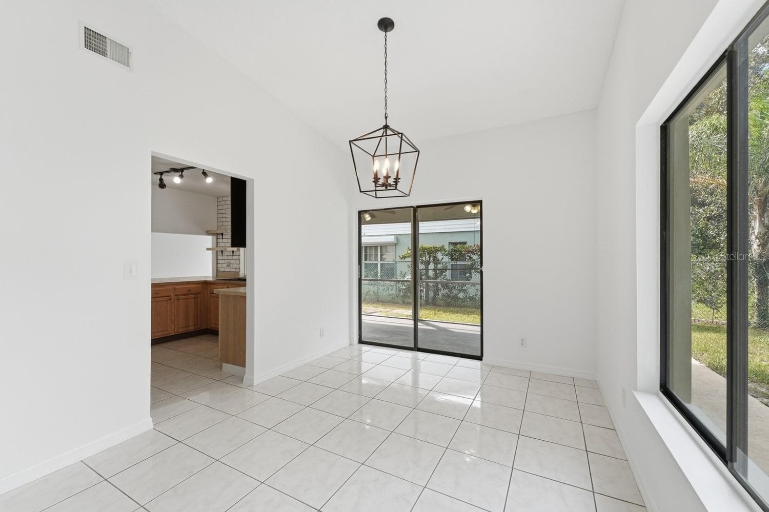 Single Family Residence at 39 CHIP CT, KISSIMMEE, photo 8 of 31