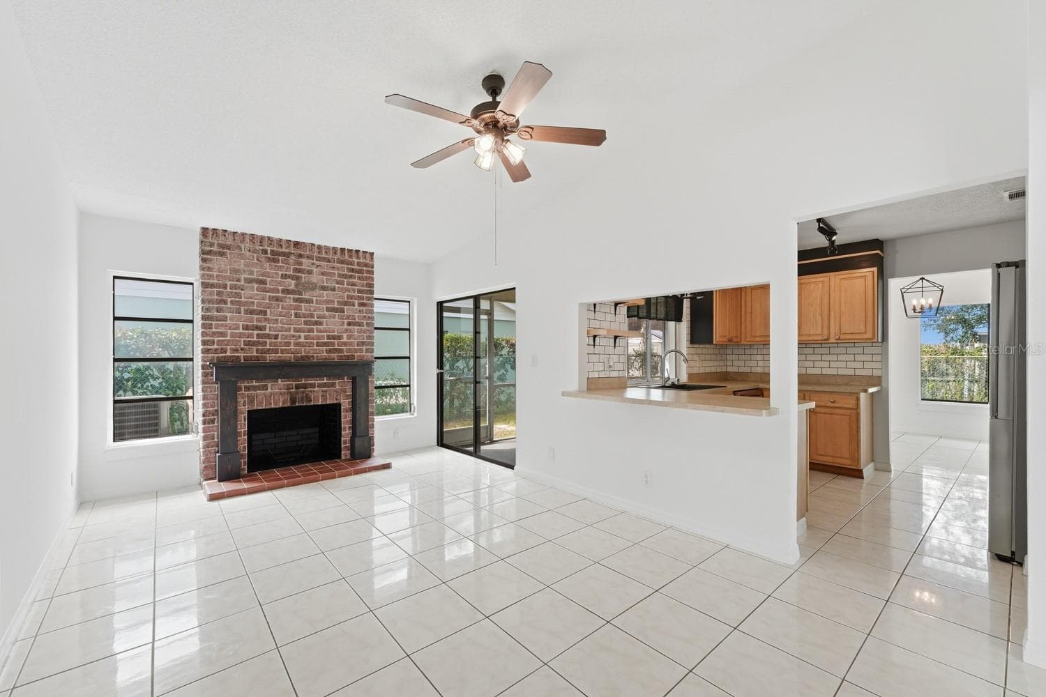 Single Family Residence at 39 CHIP CT, KISSIMMEE, photo 9 of 31