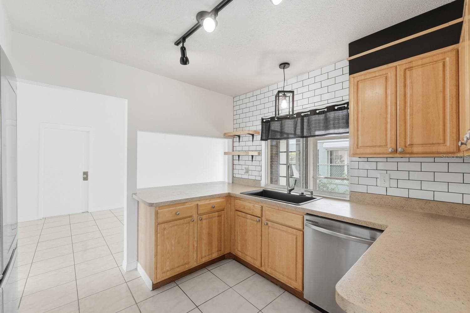Single Family Residence at 39 CHIP CT, KISSIMMEE, photo 13 of 31