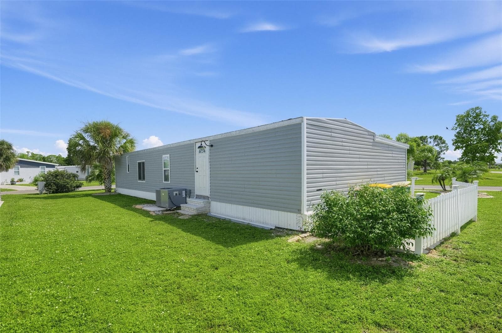 Manufactured Home at 7578 SILAGE CIR, PORT CHARLOTTE, photo 3 of 35