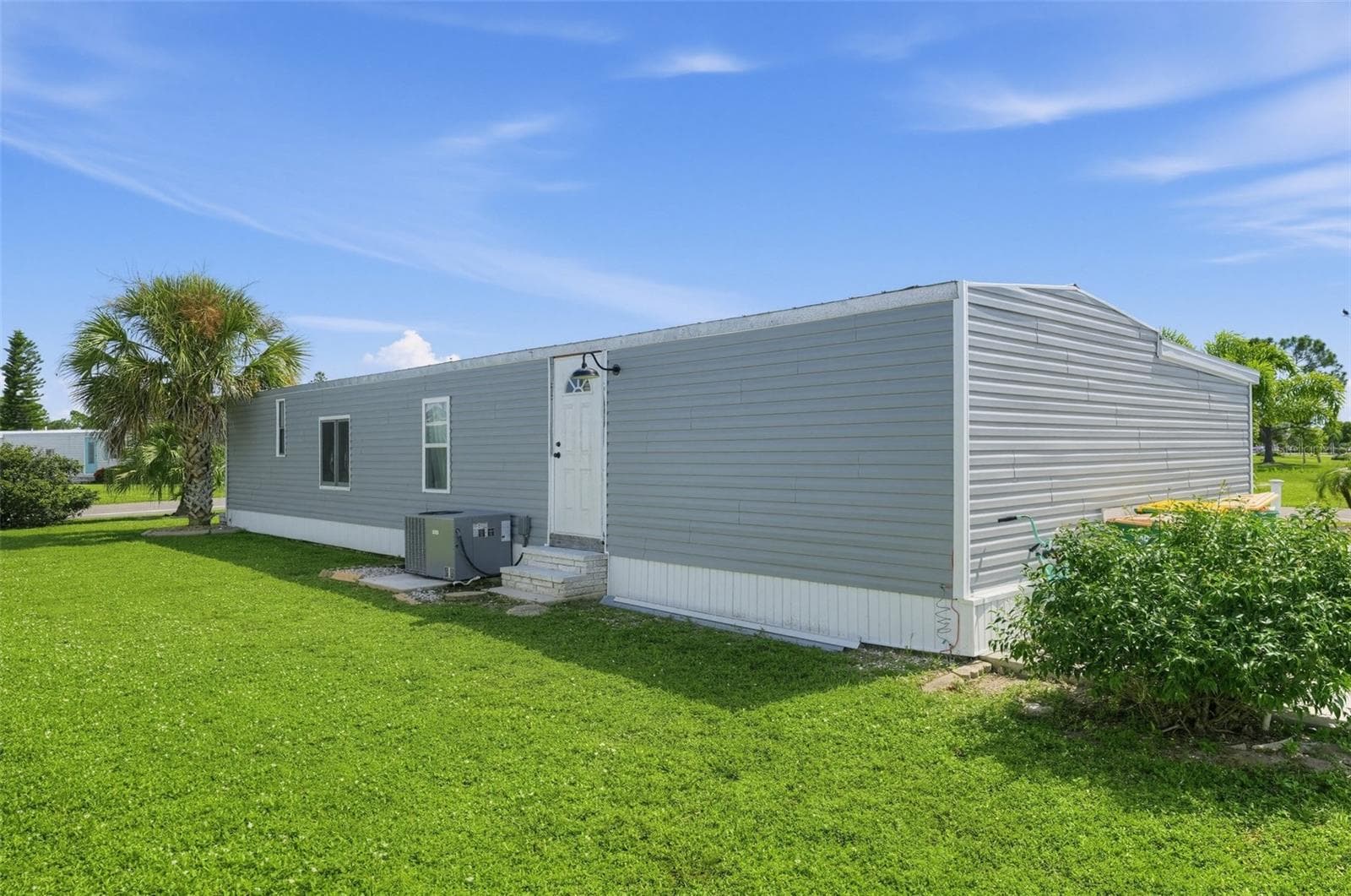 Manufactured Home at 7578 SILAGE CIR, PORT CHARLOTTE, photo 8 of 35
