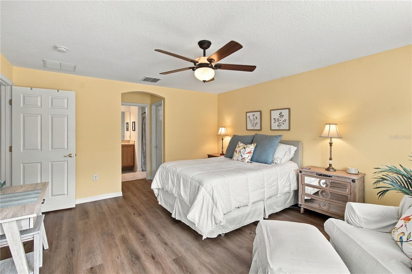 PRIMARY SUITE - 516 GRAND CANAL DR, POINCIANA