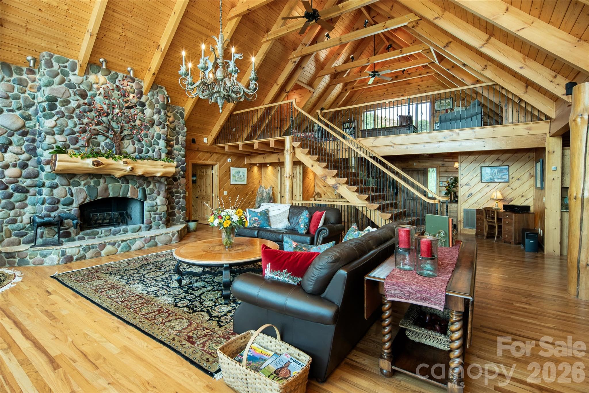 Grand room in main home + stairs to the loft and 2 identical, opposite rooms, both with en-suite bathrooms. - 316 Stevenson Cove Road, Waynesville