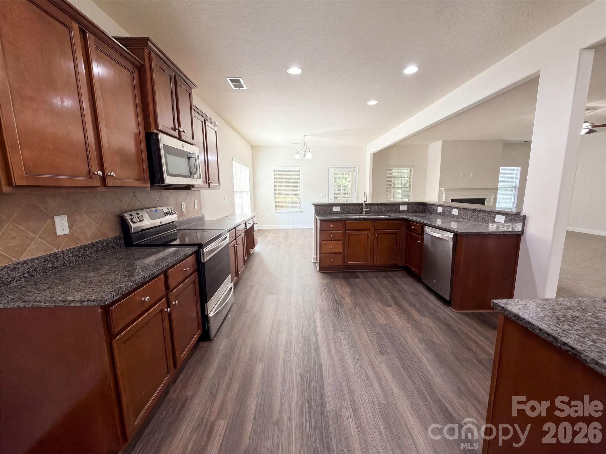 Single Family Residence at 2633 Park Ridge Boulevard, Rock Hill, photo 3 of 42