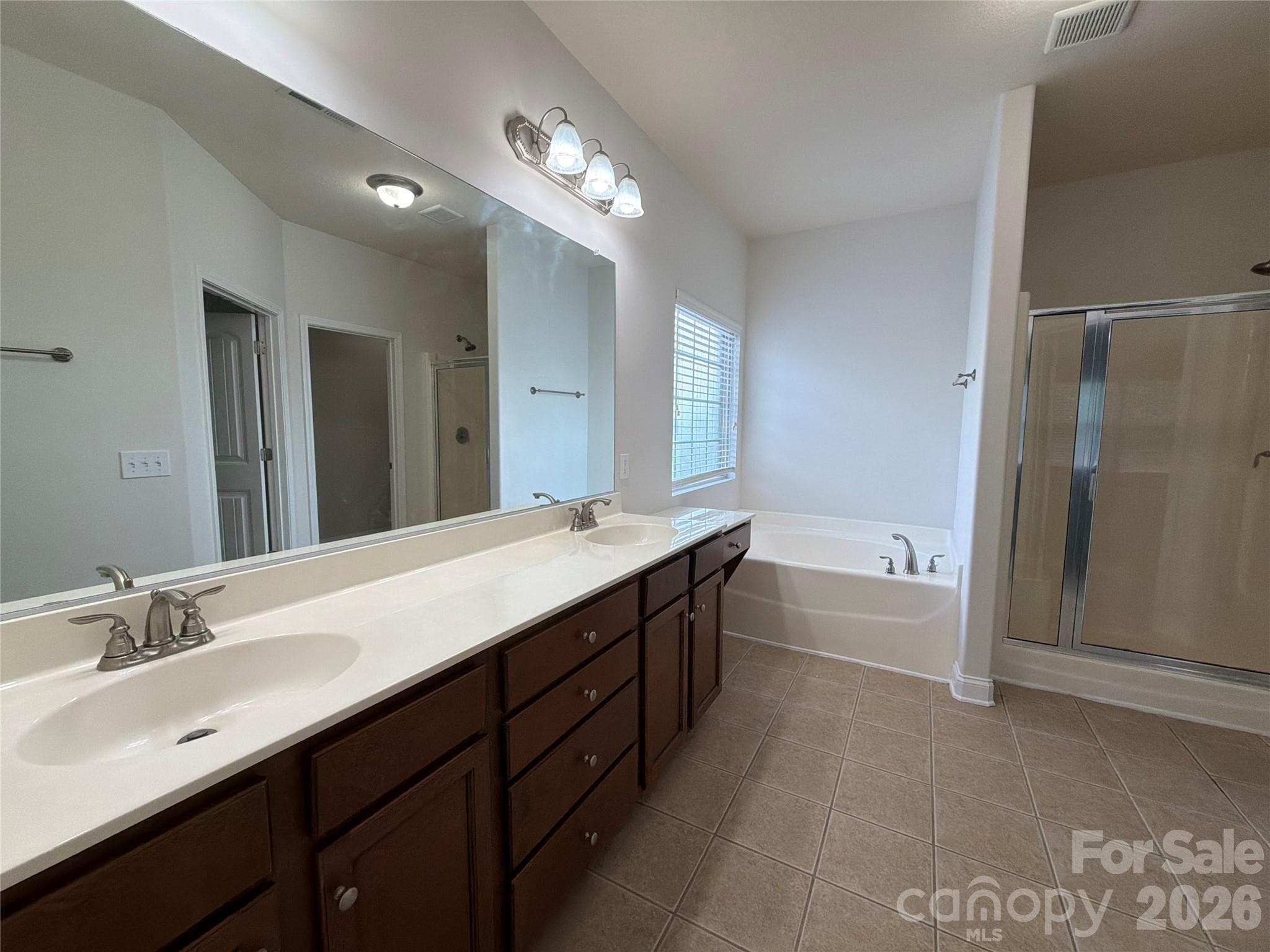 Single Family Residence at 2633 Park Ridge Boulevard, Rock Hill, photo 18 of 42