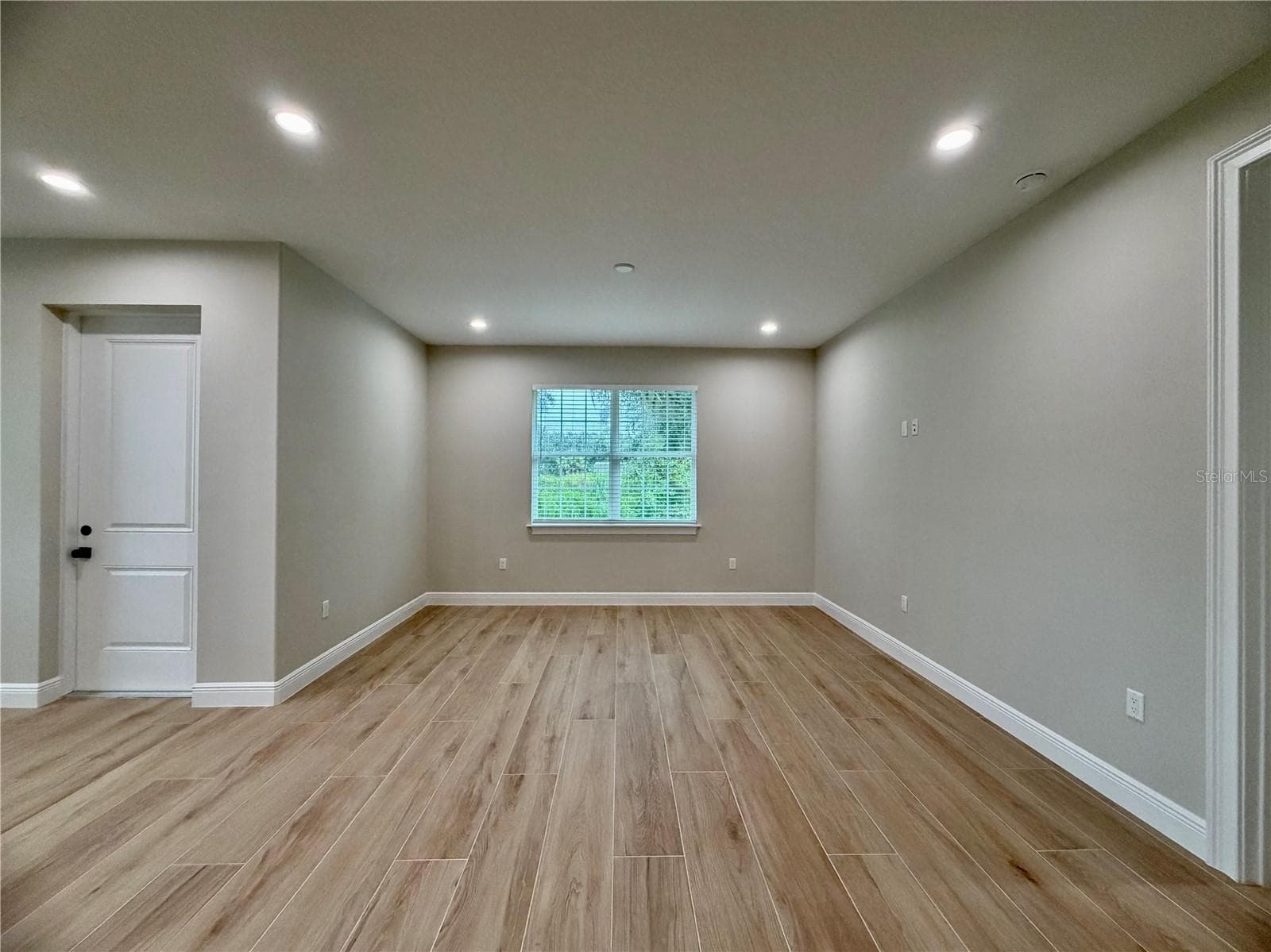 Single Family Residence at 13899 SE 53RD TER, SUMMERFIELD, photo 3 of 21