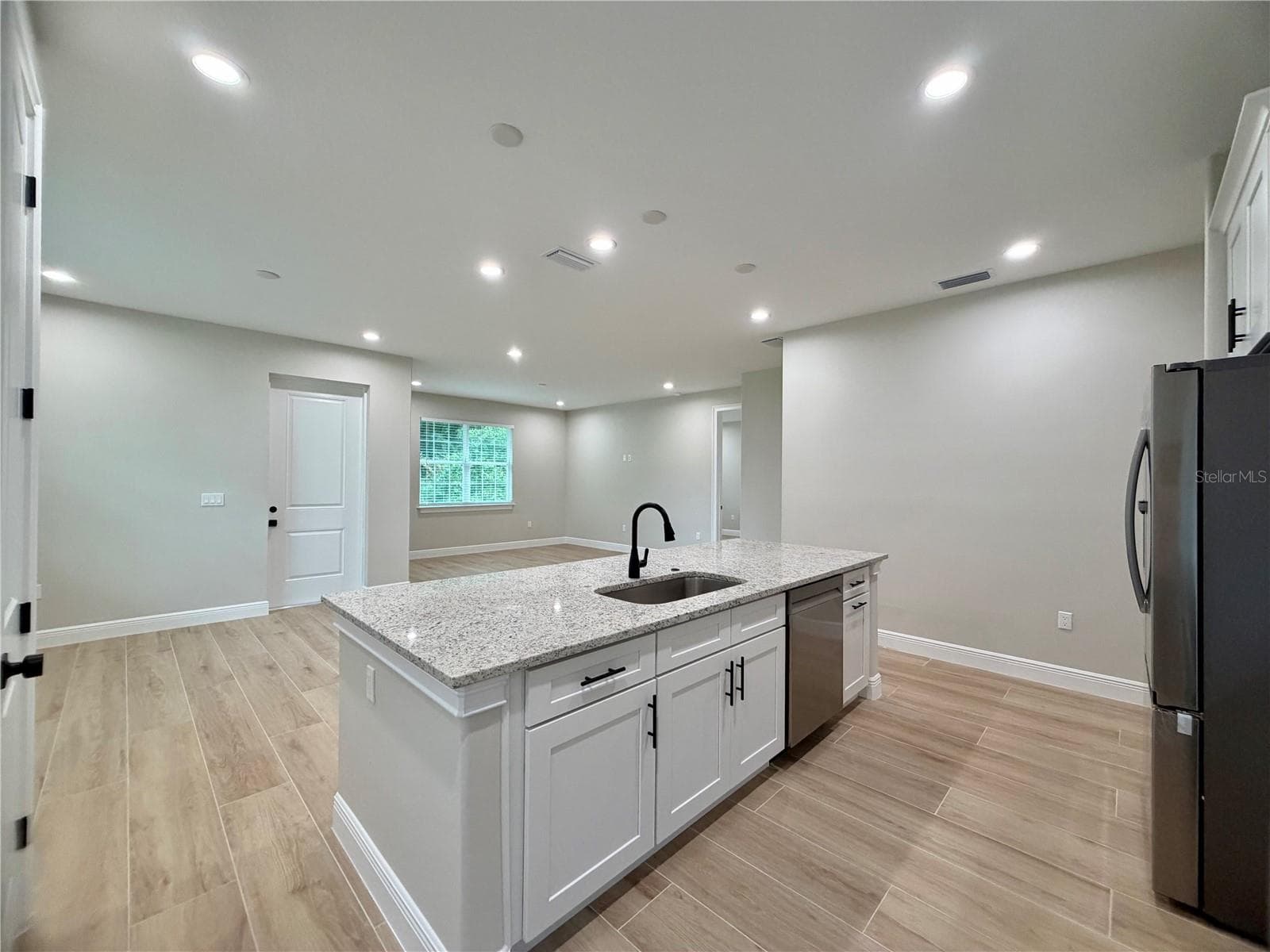 Single Family Residence at 13899 SE 53RD TER, SUMMERFIELD, photo 8 of 21
