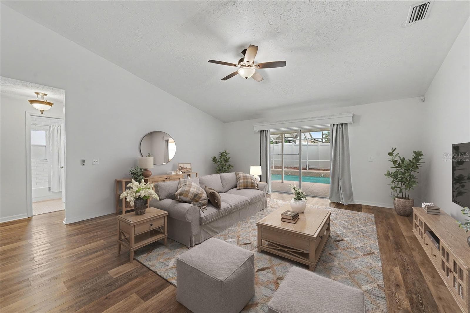 Virtually Staged - 11211 ANDY DR, RIVERVIEW