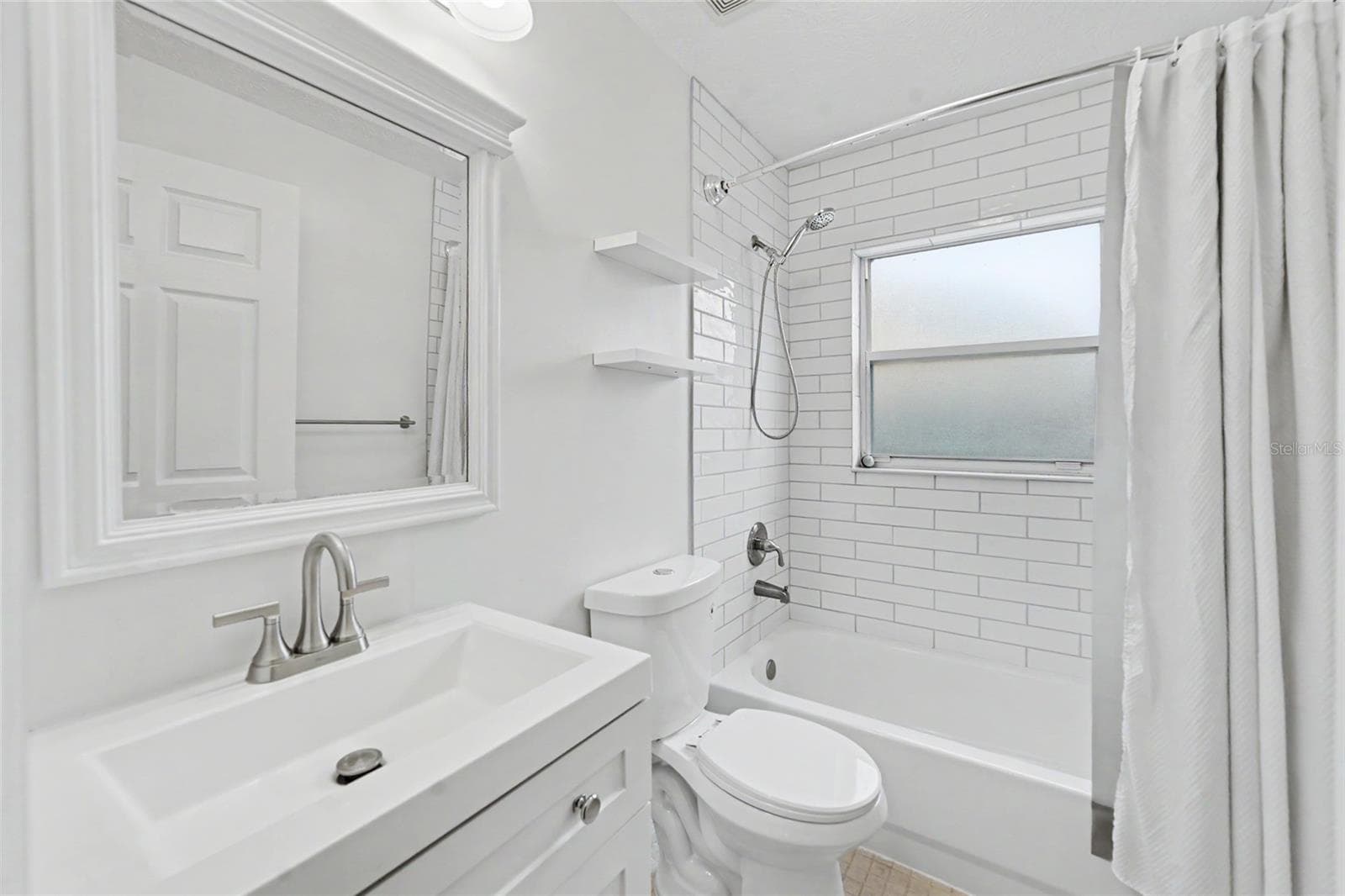 Single Family Residence at 11211 ANDY DR, RIVERVIEW, photo 19 of 27